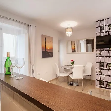 Gades Apartament *