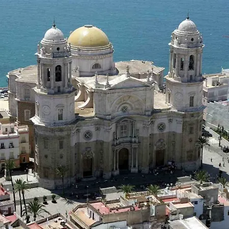 Gades * Cádiz